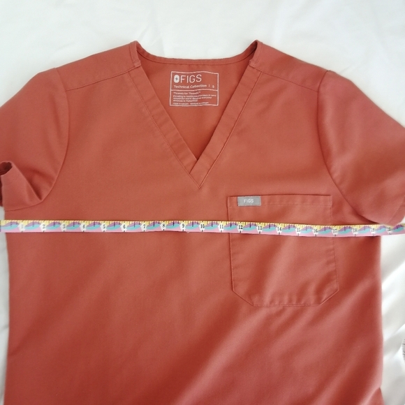 Figs Catarina One Pocket Short Sleeve Scrub Top Limited Edition Orange Small - Picture 11 of 13